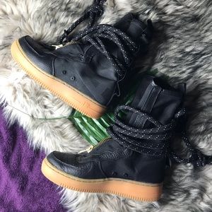 Nike SF AF1 HI